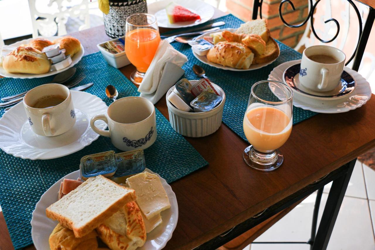 Bliss Hoteis Centro Búzios Exteriör bild A typical breakfast in the Dominican Republic